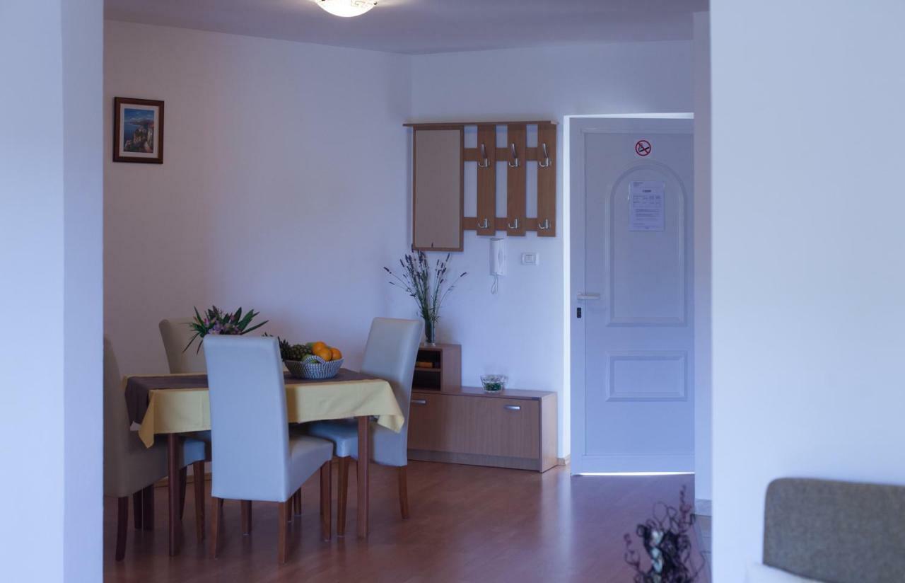 Apartment Helga Ližnjan Kültér fotó