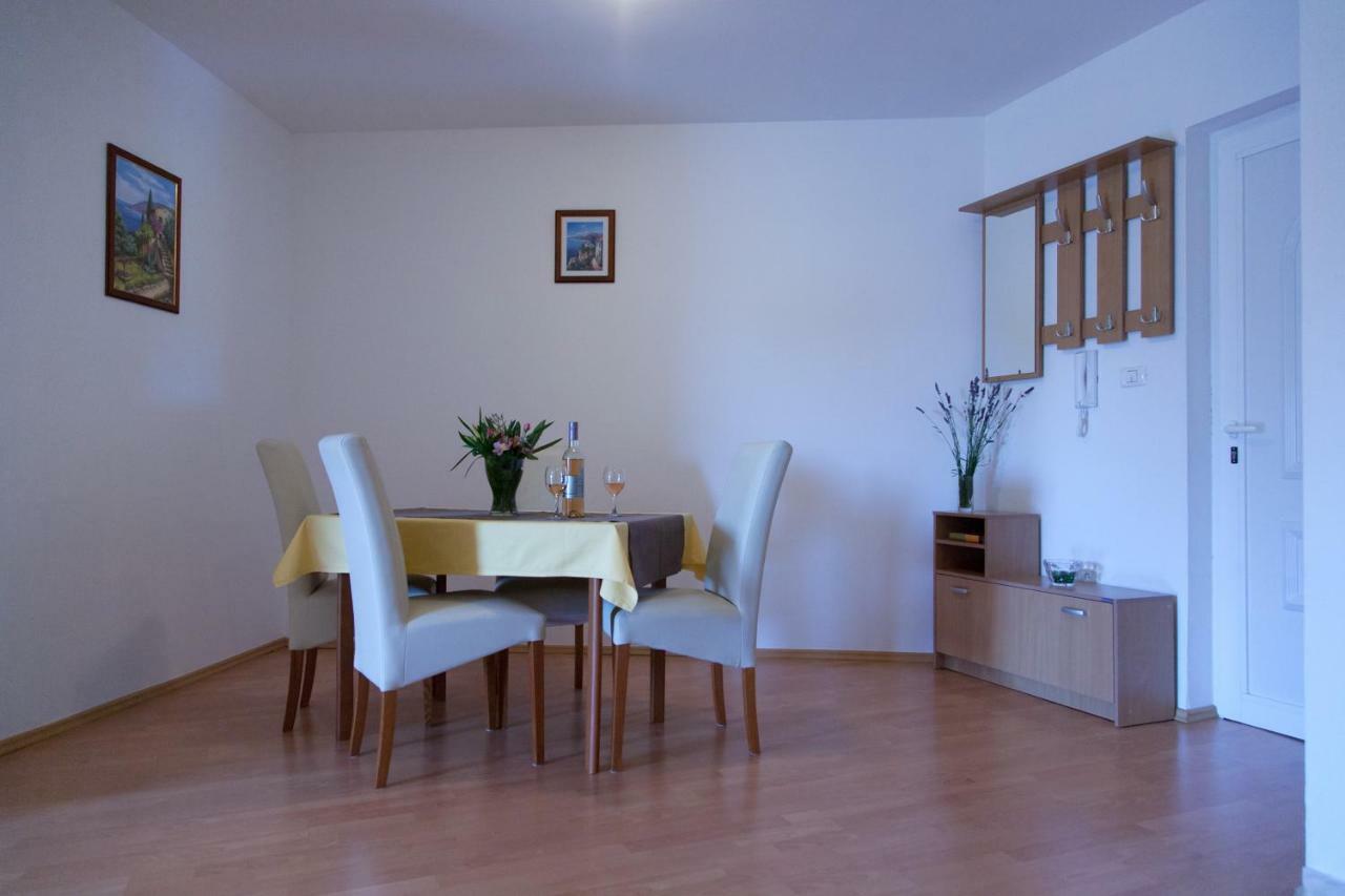 Apartment Helga Ližnjan Kültér fotó
